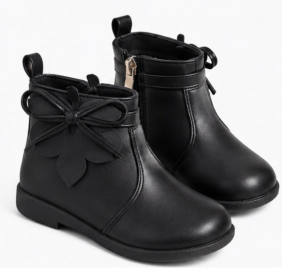 Black maple boots