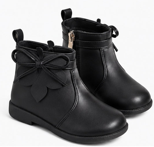 Black maple boots