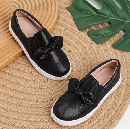 BLACK BOW SLIPONS