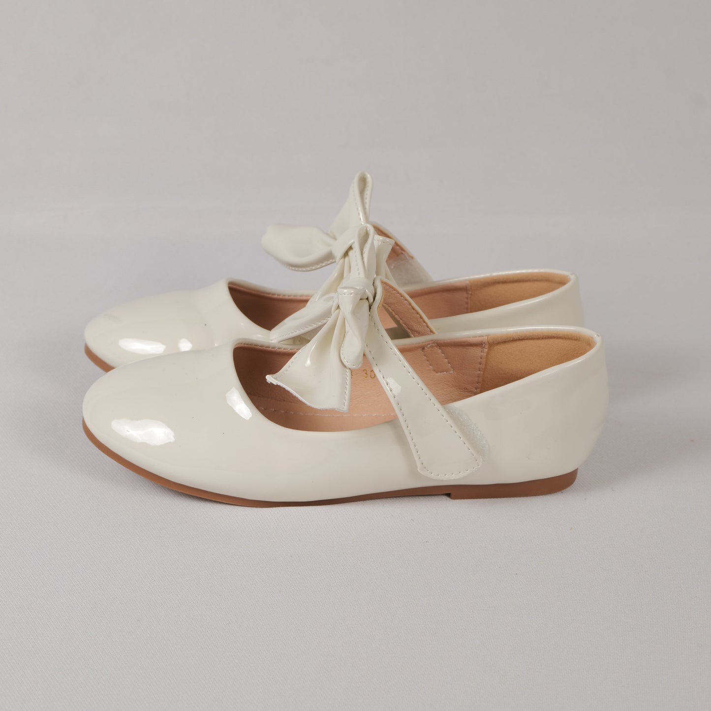 White Big Bow Bellies