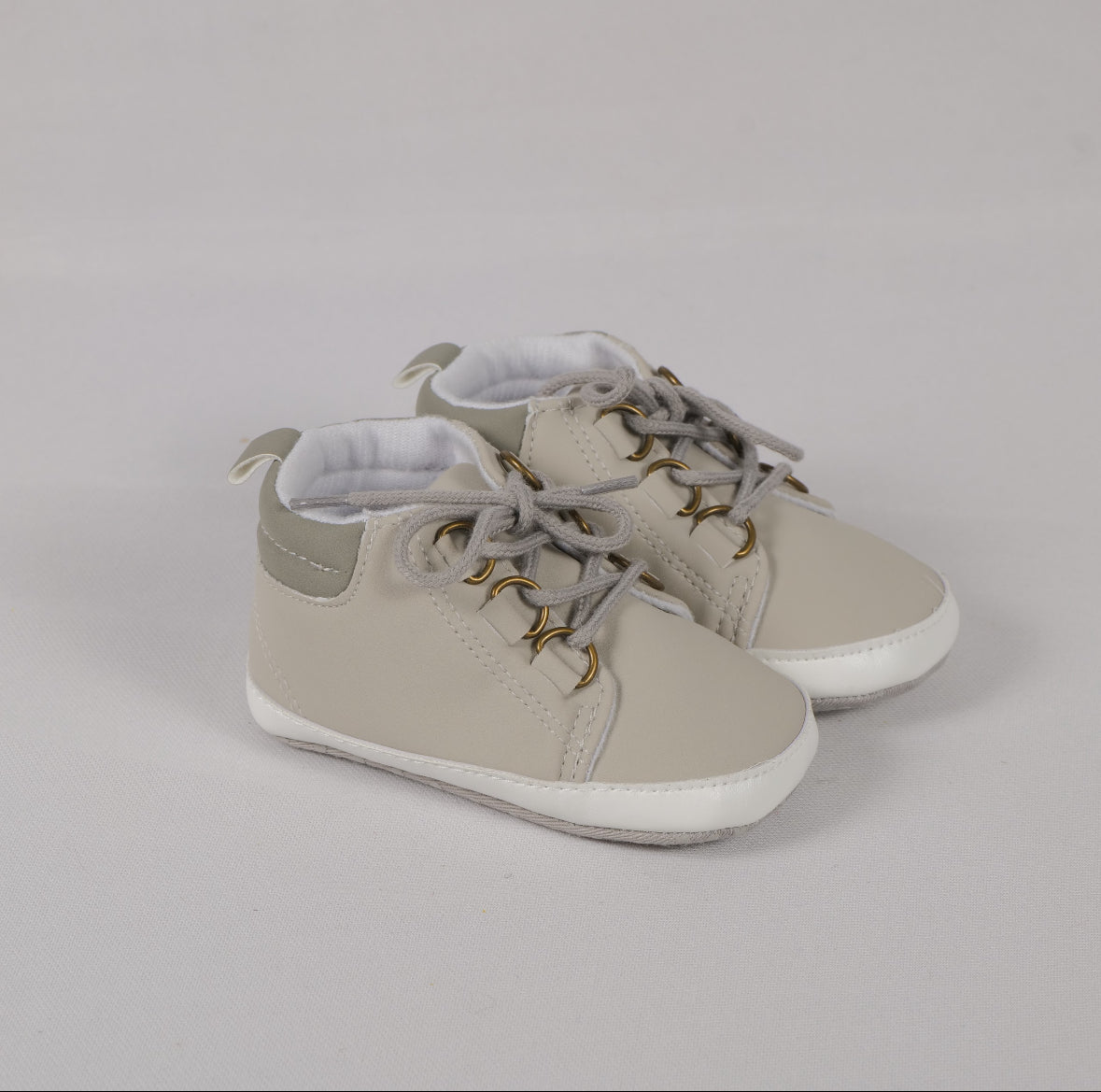 LIGHT GREY LACE UP SHOE